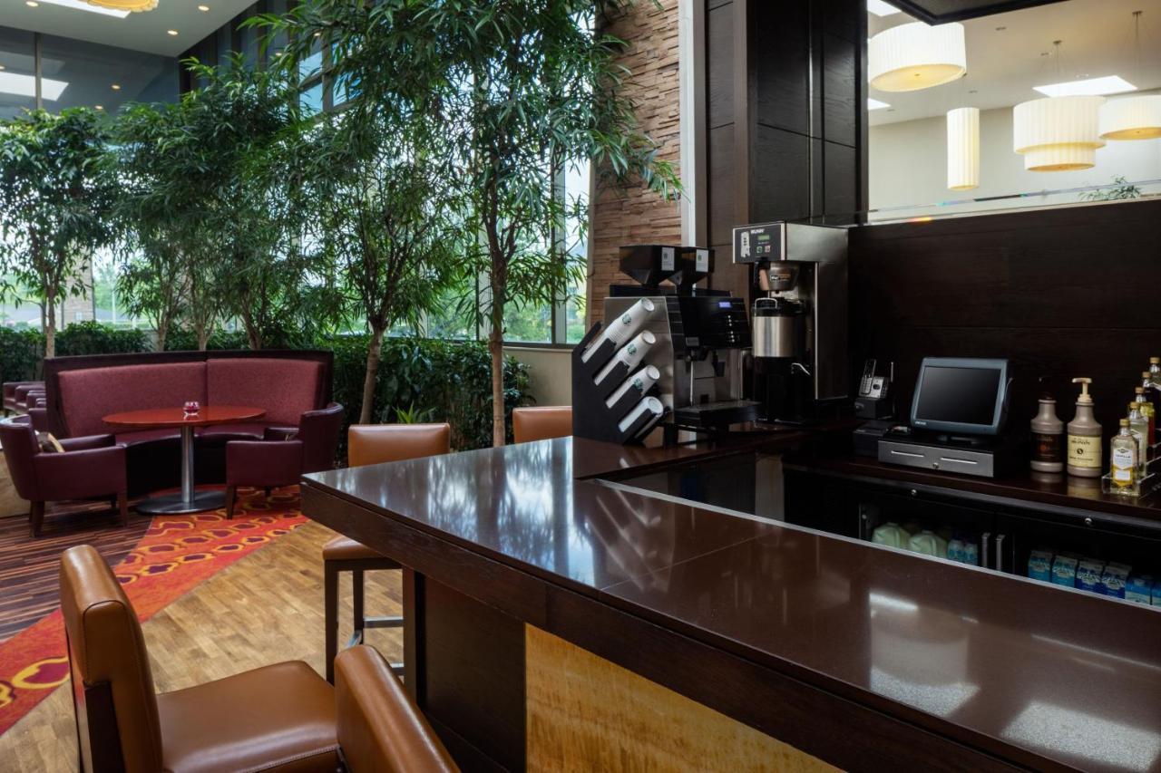 Indianapolis Marriott East Hotell Eksteriør bilde