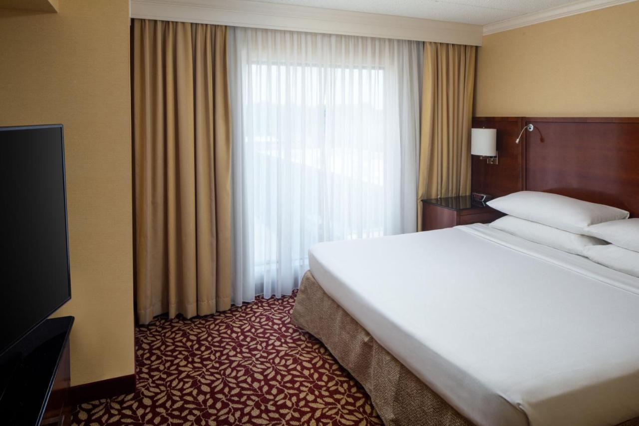 Indianapolis Marriott East Hotell Eksteriør bilde