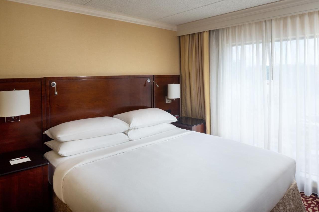 Indianapolis Marriott East Hotell Eksteriør bilde