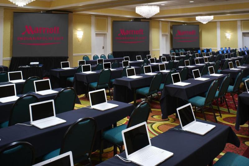 Indianapolis Marriott East Hotell Eksteriør bilde