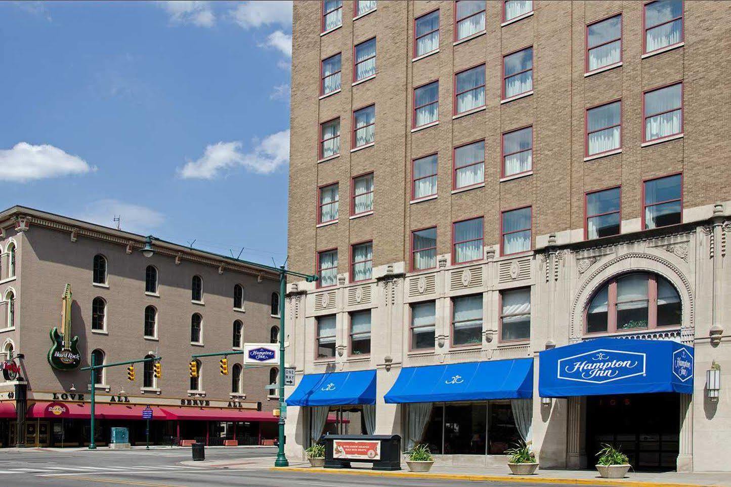 Indianapolis Marriott East Hotell Eksteriør bilde
