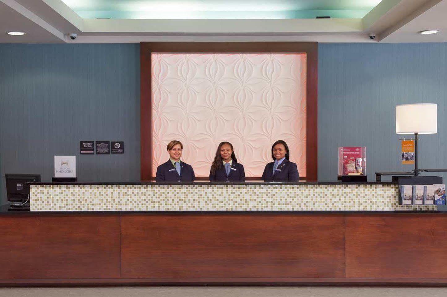 Indianapolis Marriott East Hotell Eksteriør bilde