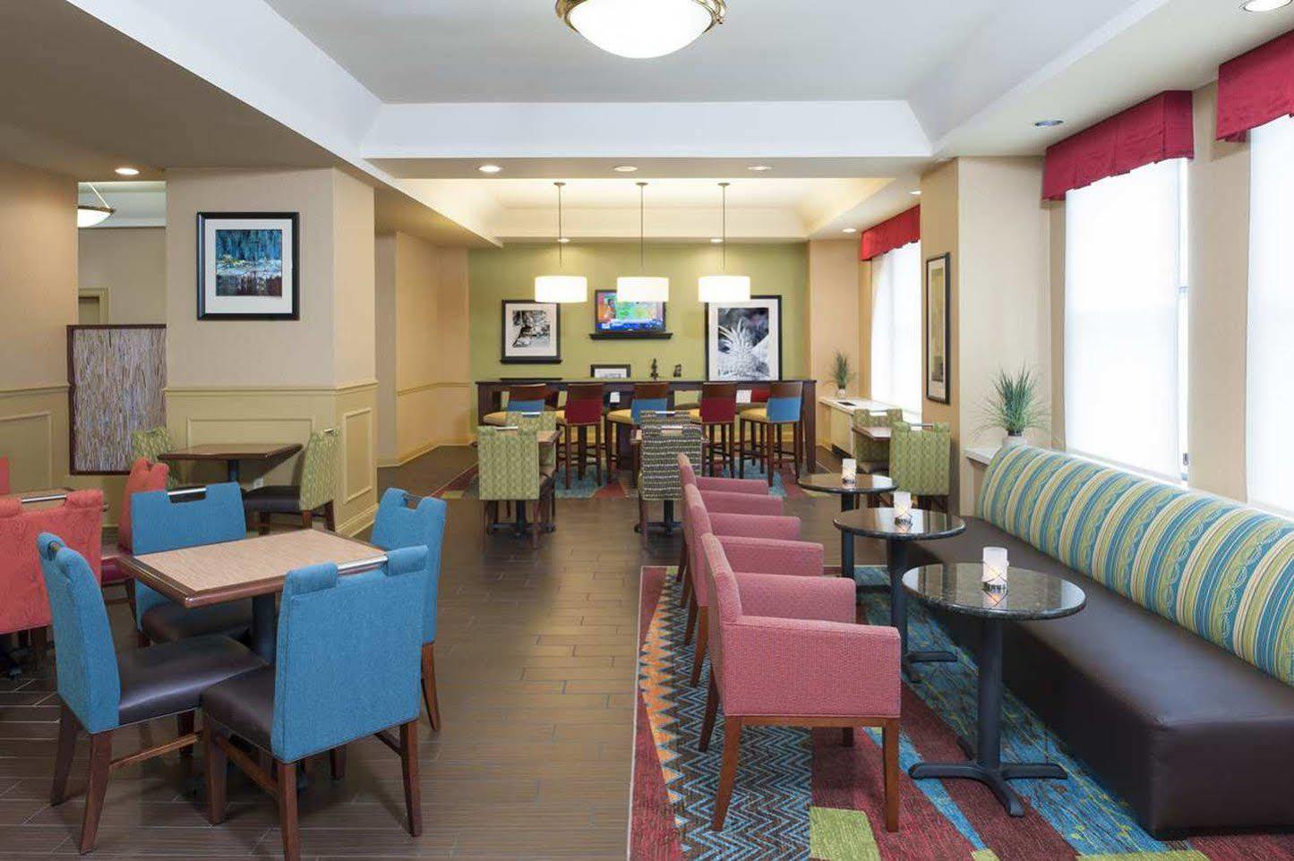 Indianapolis Marriott East Hotell Eksteriør bilde