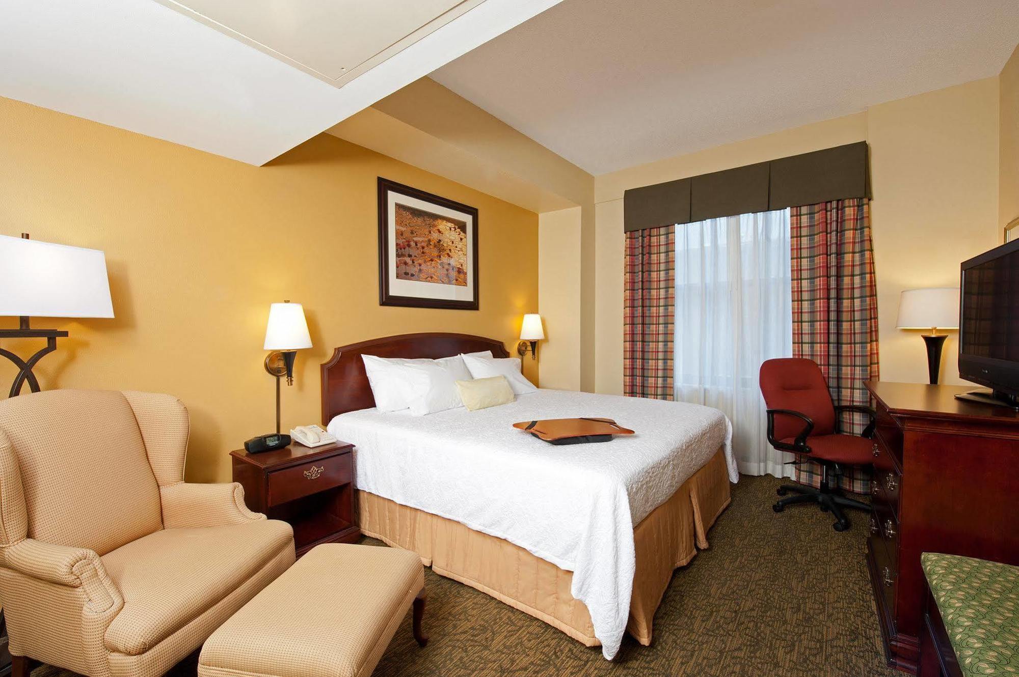 Indianapolis Marriott East Hotell Eksteriør bilde