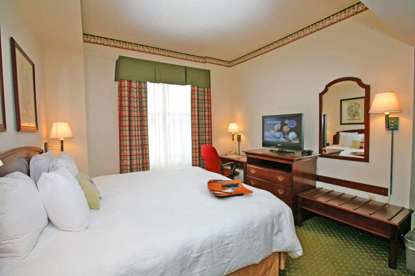 Indianapolis Marriott East Hotell Eksteriør bilde
