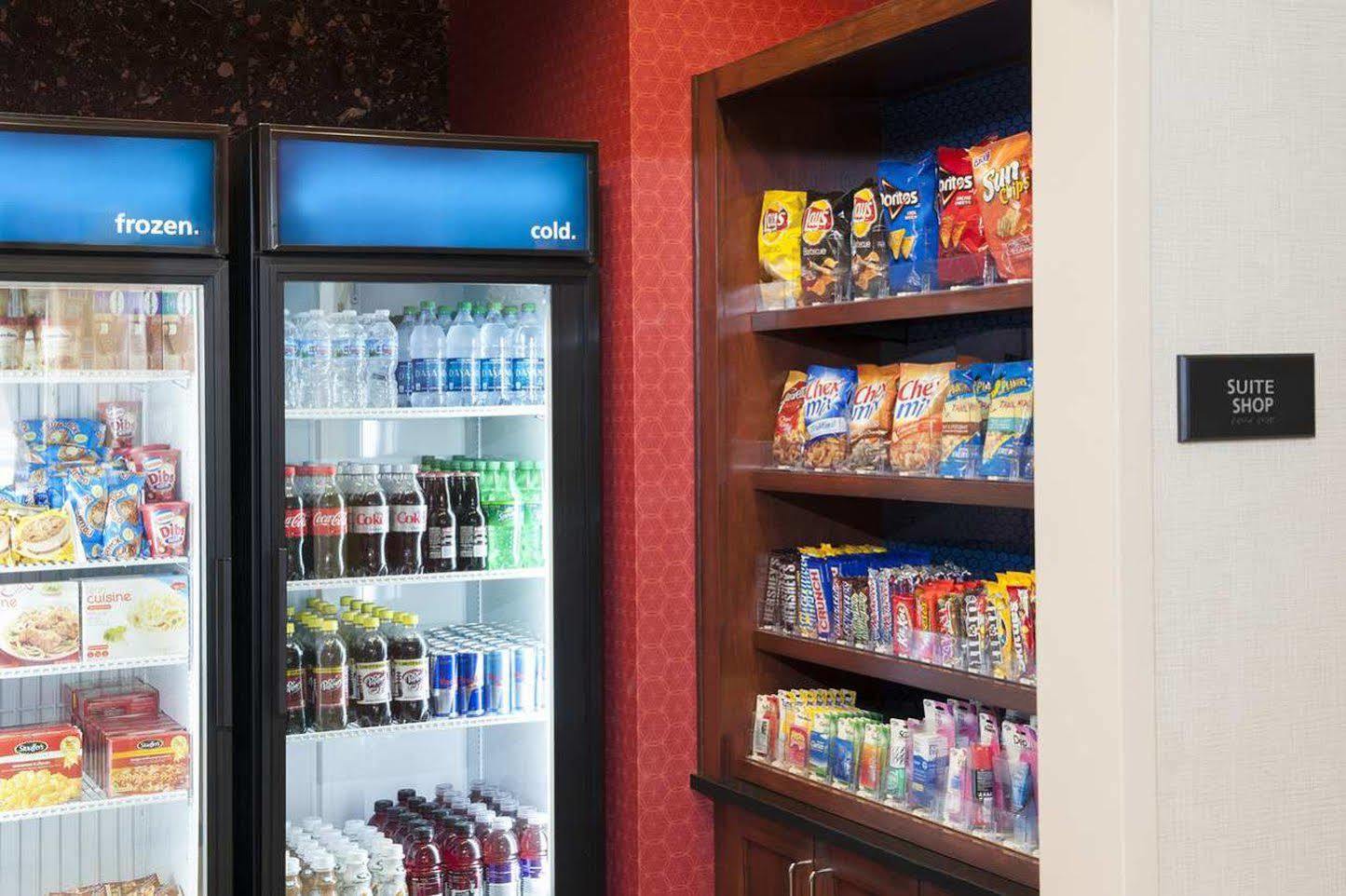 Indianapolis Marriott East Hotell Eksteriør bilde